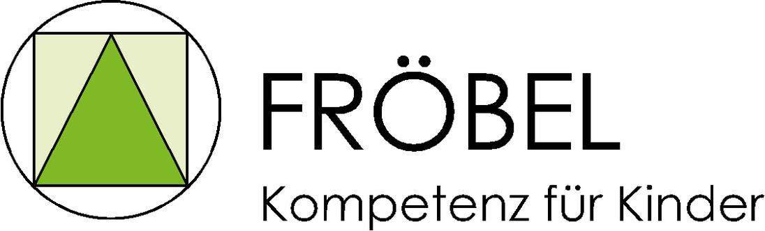 Logo von FR&Ouml;BEL mit gr&uuml;nem Dreieck innerhalb eines Kreises und dem Schriftzug &bdquo;Kompetenz f&uuml;r Kinder&ldquo; daneben.