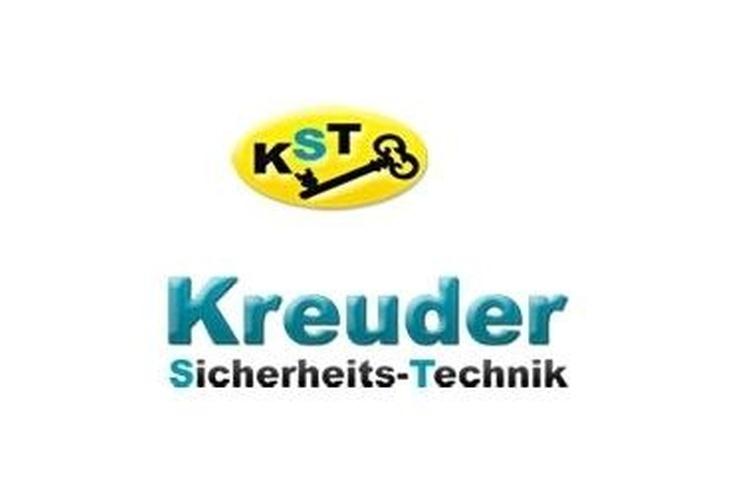 Logo von Kreuder Sicherheitstechnik, bestehend aus dem Schriftzug &bdquo;KST&ldquo; und &bdquo;Kreuder Sicherheits-Technik&ldquo; mit Schl&uuml;ssel-Symbol.