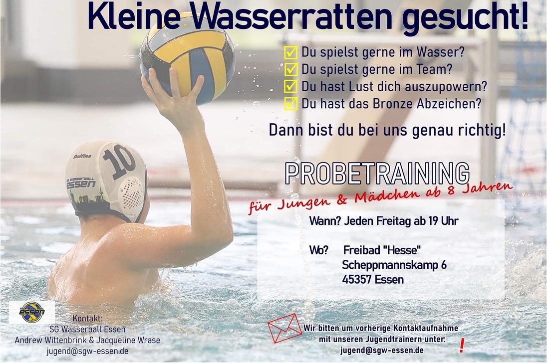 Wasserballspieler mit Ball im Wasser, Werbung f&uuml;r Probetraining f&uuml;r Kinder und Jugendliche in Essen.